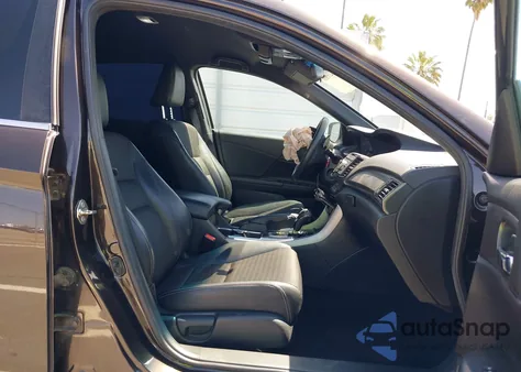 2016 Honda Accord Sport z USA, uszkodzony, nr VIN 1HGCR2F50GA227826